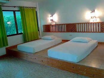 Hillside Country Home Golf & Resort Kabin Buri Exteriör bild
