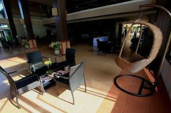 Hillside Country Home Golf & Resort Kabin Buri Exteriör bild
